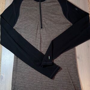 Smartwool 100% Merino Wool/Black and Brown Long Sleeve Top